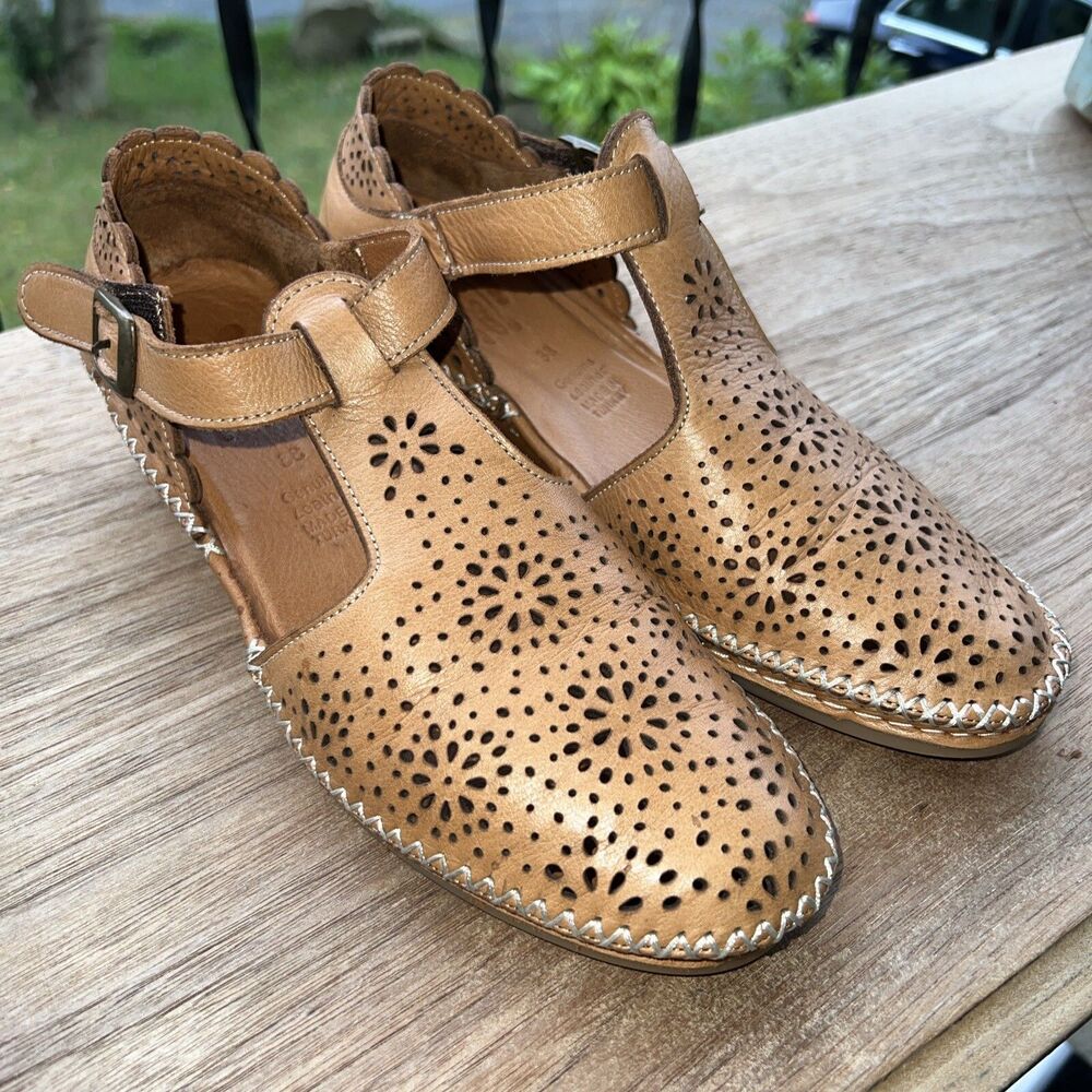 SPRING STEP AIRY WOMEN SANDALS  SZ USA Size 7M (butter soft)